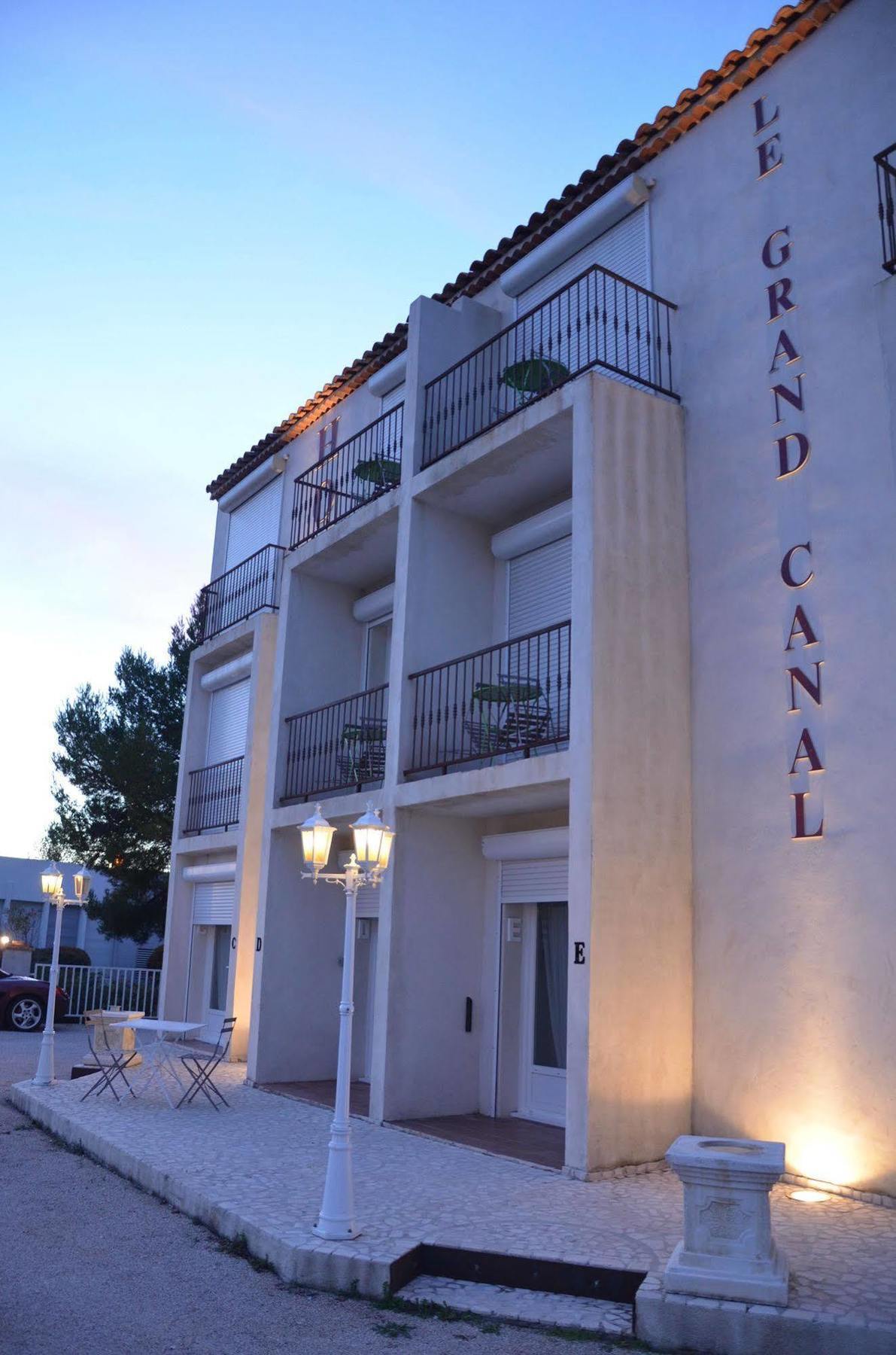 Le Grand Canal Martigues Eksteriør billede